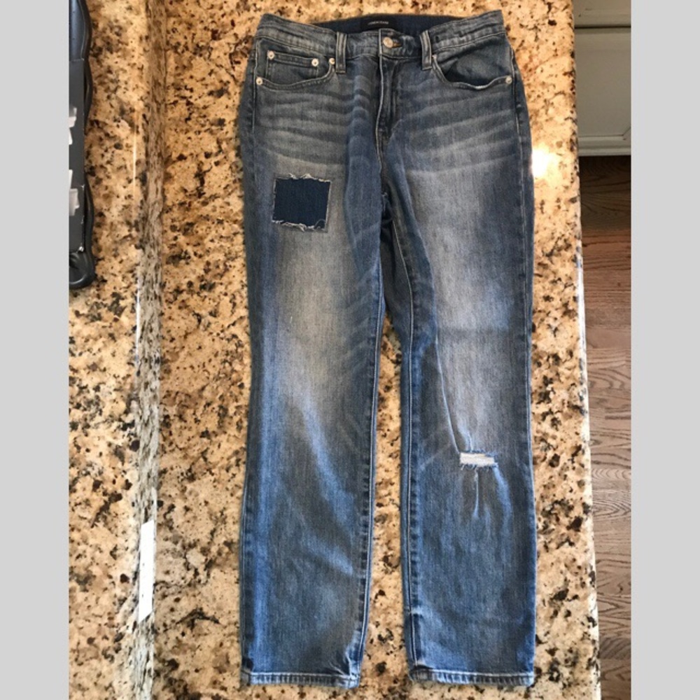 SALE🏷J Crew Slim Boyfriend Jean Patch Distressing - Picture 3 of 8